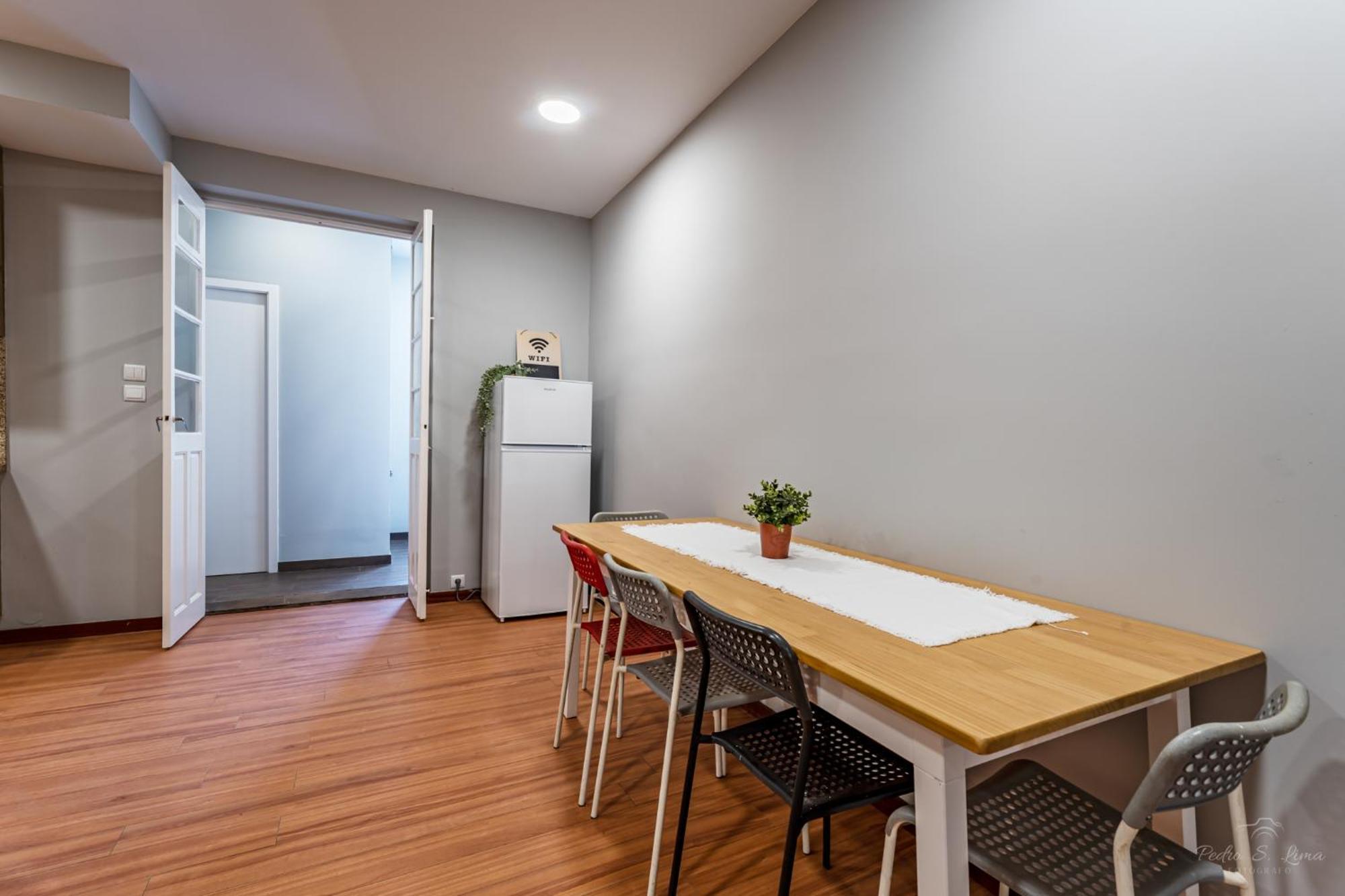 Experience The Charm With Terrace Apartment *